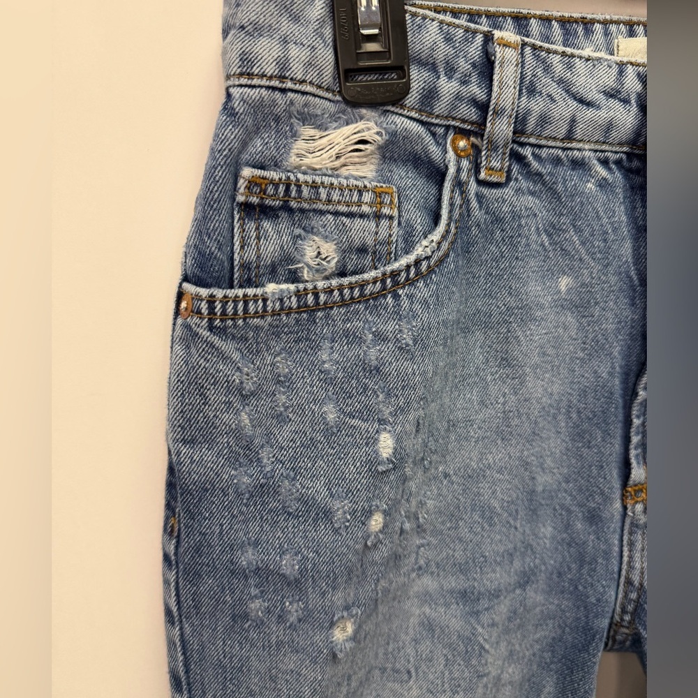 We The Free by Free People Dakota Straight Leg Distressed Fray Hem Jeans Size 27 - Picture 3 of 11